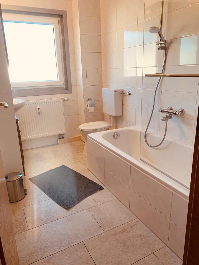 Felix Living 4, Modern & Cozy 2 Zimmer Wohnung, Balkon, Parkplatz Salzweg Bagian luar foto