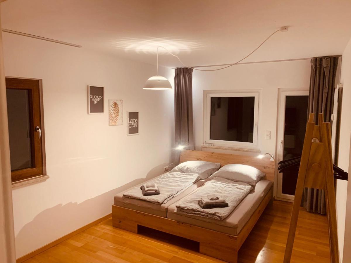 Felix Living 4, Modern & Cozy 2 Zimmer Wohnung, Balkon, Parkplatz Salzweg Bagian luar foto